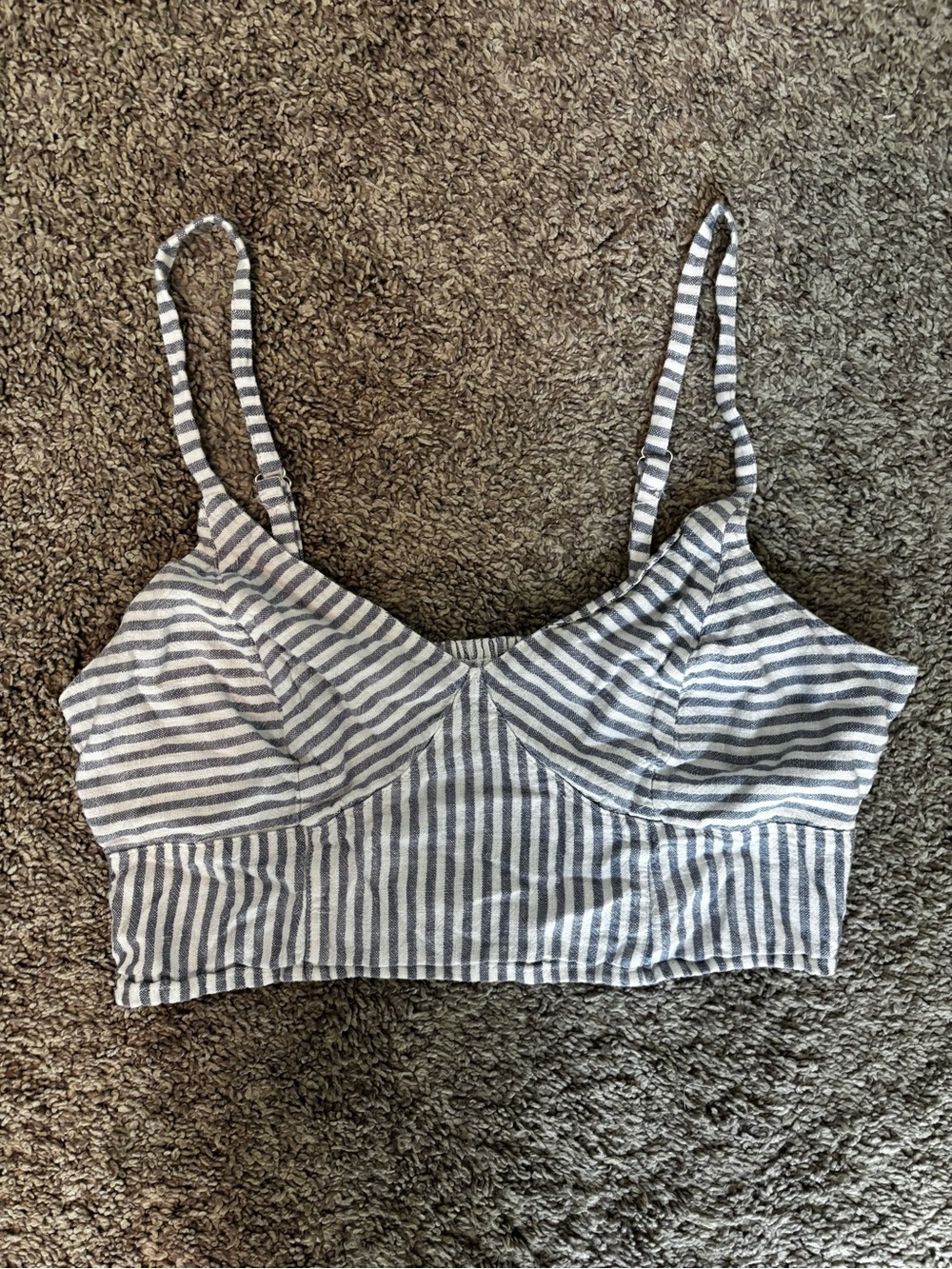 Universal Thread Blue and White Striped Cropped Cami Medium Linen Rayon Blend